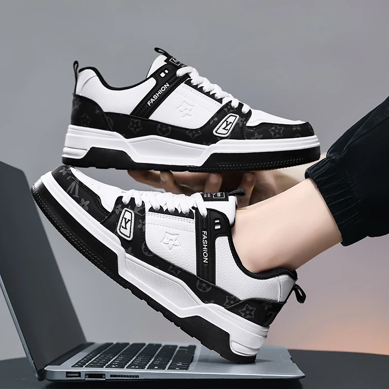 Korean Lifestyle & Kids Boutique Photos - Scarpe con plateau comode e versatili